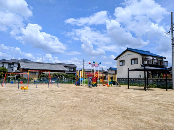 写真：広場施設の状況1
