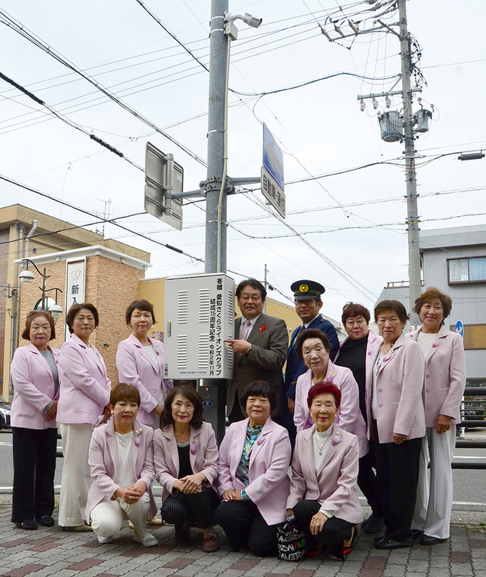 愛知さくらライオンズクラブ様と澤田市長の写真