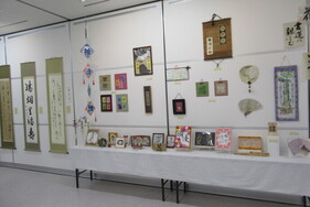 展示の部