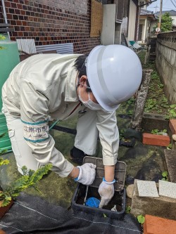 メーター取替の様子
