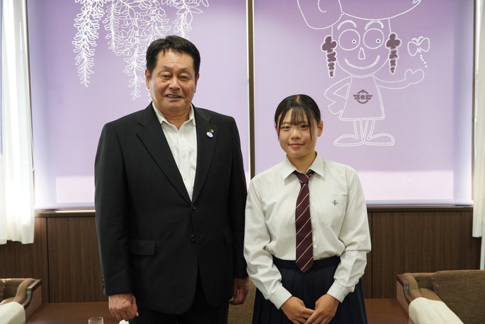 小澤かすみさんと澤田市長の写真