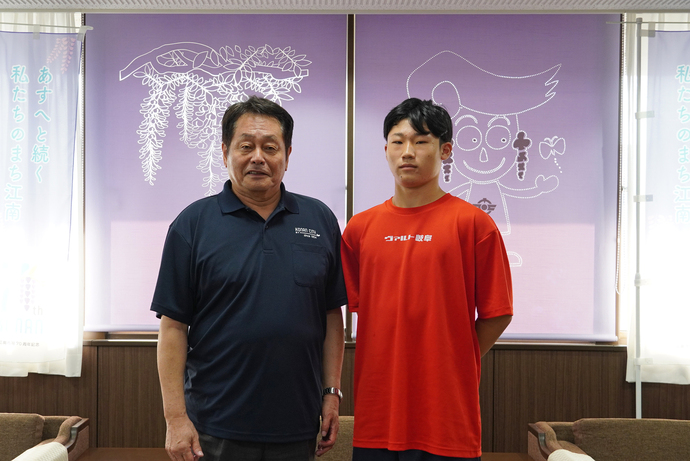 大島丈昇さんと澤田市長の写真