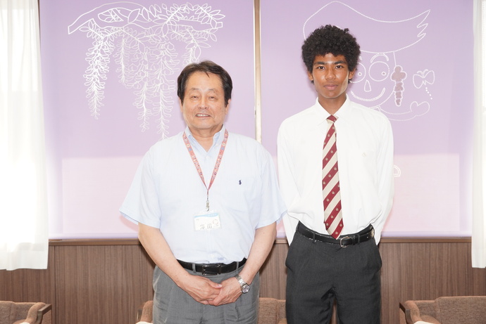 伊藤望亜選手と澤田市長の写真